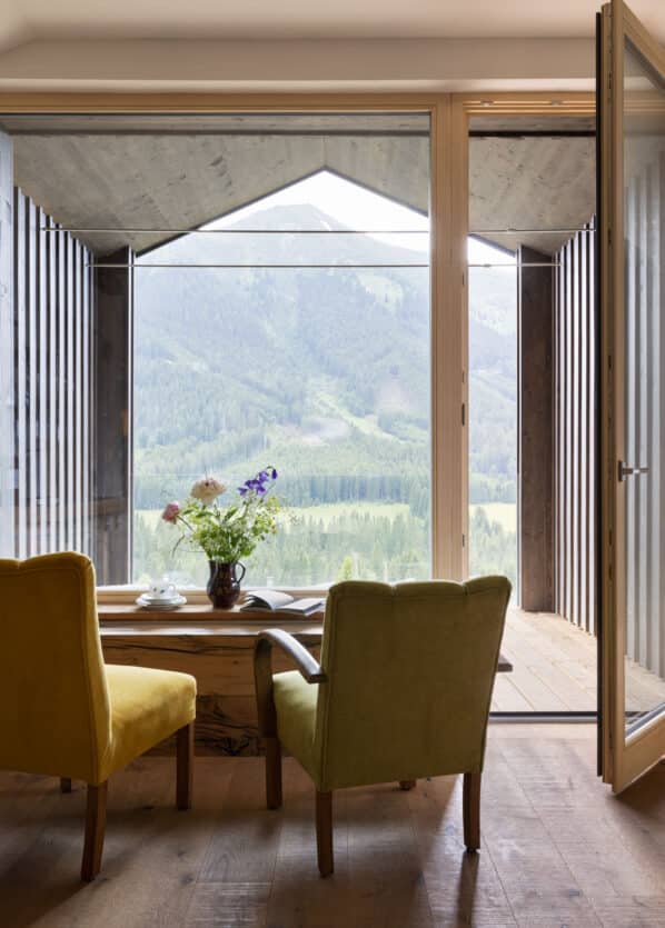 Karin Riemer von MUOOT identity and marketing for hotels - Hotelmarketing für Sloho Bergurlaub